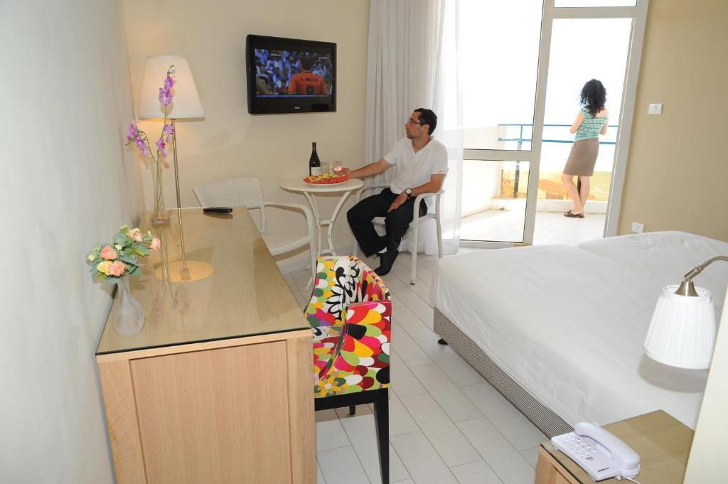 Park Hotel Netanya Bilik gambar